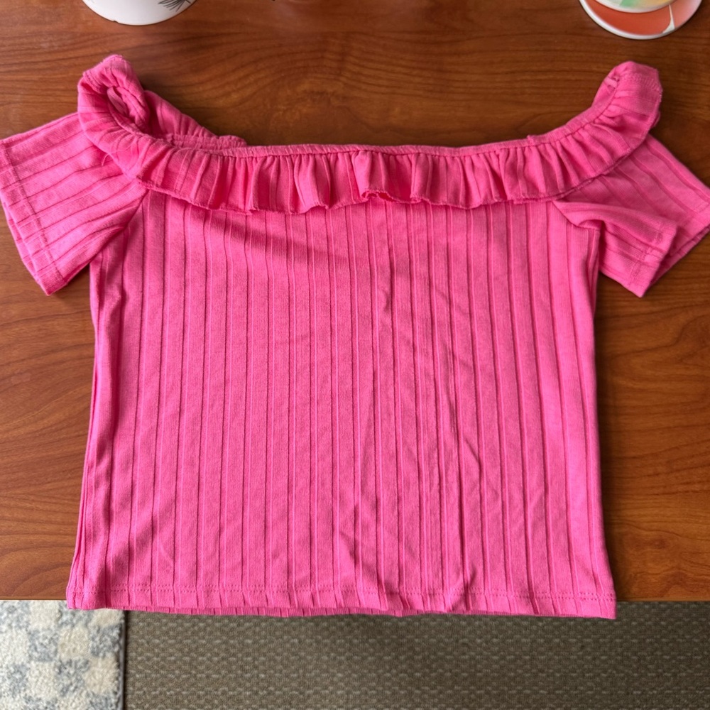 NWOT Pink Off The Shoulder Ruffle Ribbed Crop Tee